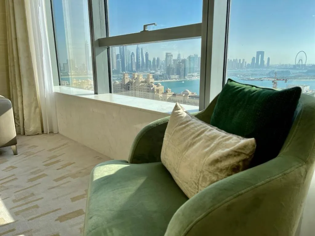 The Palm Tower Dubai Apartment 0*,